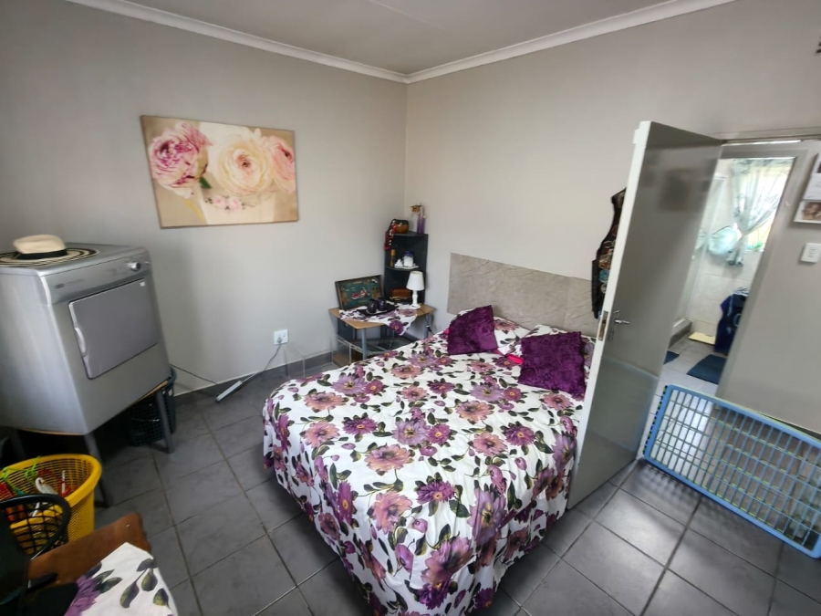 3 Bedroom Property for Sale in Protea Park North West